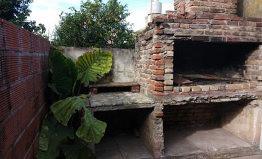 Alquiler PH 3 Ambientes con Patio en Morón.