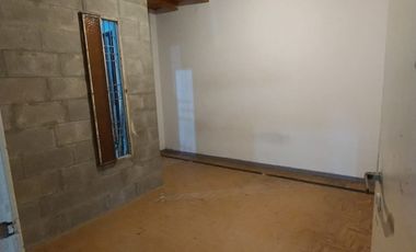 Alquiler PH 3 Ambientes con Patio en Morón.