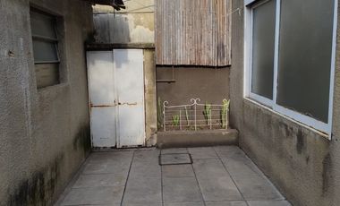 Alquiler PH 3 Ambientes con Patio en Morón.