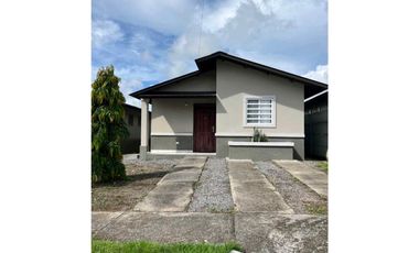 ALQUILER DE CASA EN BOQUERON 3R