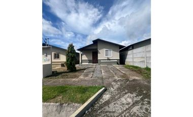 ALQUILER DE CASA EN BOQUERON 3R