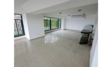 Se vende apto en.Torre del.Mar