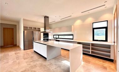 VENTA DE CASA EN RIVERSIDE BUENAVENTURA