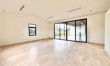 VENTA DE CASA EN RIVERSIDE BUENAVENTURA