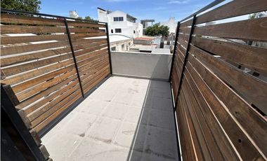 VENTA PH 2 AMBIENTES CON PATIO