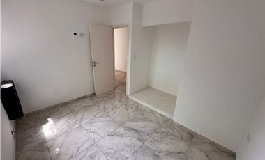 VENTA PH 2 AMBIENTES CON PATIO