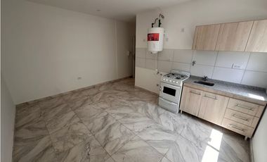 VENTA PH 2 AMBIENTES CON PATIO