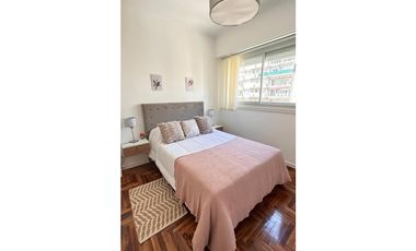 3 ambientes a la calle balcón.  Nuevo. Categoría Z/ Plaza Colón