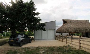 CASA CAMPESTRE  EN VENTA EN CONJUNTO CERRADO