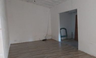 ALQUILER CASA 2 AMB. COCH. PATIO . LA UNION-EZEIZA