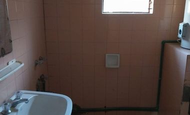 ALQUILER CASA 2 AMB. COCH. PATIO . LA UNION-EZEIZA