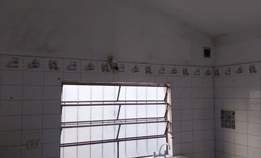 ALQUILER CASA 2 AMB. COCH. PATIO . LA UNION-EZEIZA