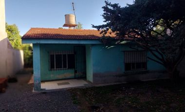 ALQUILER CASA 2 AMB. COCH. PATIO . LA UNION-EZEIZA