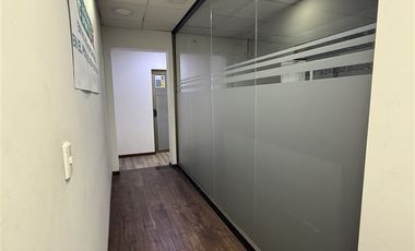 Oficina en Arriendo en Av Tobalaba proximo a metro Tobalaba y MUT