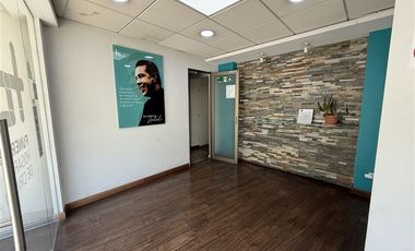 Oficina en Arriendo en Av Tobalaba proximo a metro Tobalaba y MUT