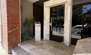 Departamento en venta c/ cochera en La Plata