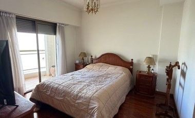 Departamento en venta c/ cochera en La Plata