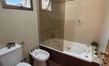 Departamento en venta c/ cochera en La Plata