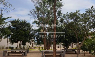 Casa de dos piso y 3 recamaras en privada residencial en Conkal  Entrega febrero 2026