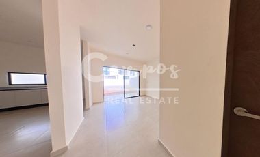 Casa de dos piso y 3 recamaras en privada residencial en Conkal  Entrega febrero 2026