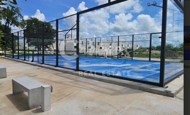 Casa de dos pisos y 2 recamaras en privada residencial en Conkal  Entrega marzo 2026