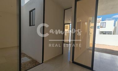 Casa de dos pisos y 2 recamaras en privada residencial en Conkal  Entrega marzo 2026