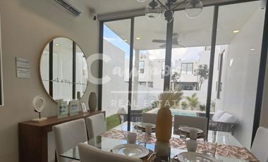 Casa de dos pisos y 2 recamaras en privada residencial en Conkal  Entrega marzo 2026