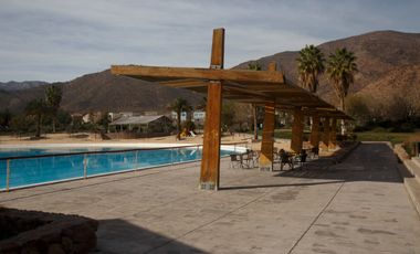 VENTA CASA 4 D 3 B   CHICUREO NORTE