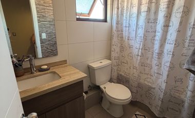 VENTA CASA 4 D 3 B   CHICUREO NORTE