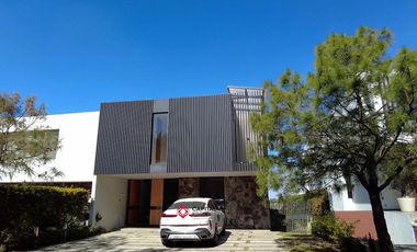 CASA DE LUJO EN VENTA O RENTA EN EL ALCAZAR - ANDARES