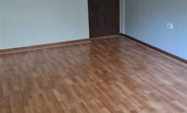 Casa en Arriendo en Cercana a Manquehue Norte, colegios Alianzas Francesas, La Maissonette, Colegio Suizo