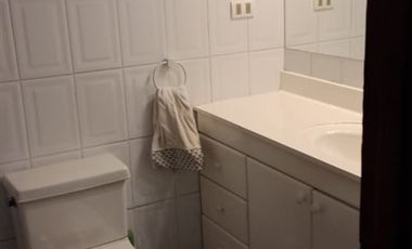 Casa en Arriendo en Cercana a Manquehue Norte, colegios Alianzas Francesas, La Maissonette, Colegio Suizo