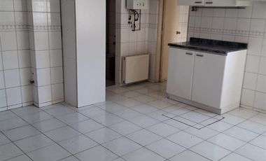 Casa en Arriendo en Cercana a Manquehue Norte, colegios Alianzas Francesas, La Maissonette, Colegio Suizo