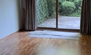 Casa en Arriendo en Cercana a Manquehue Norte, colegios Alianzas Francesas, La Maissonette, Colegio Suizo