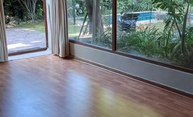 Casa en Arriendo en Cercana a Manquehue Norte, colegios Alianzas Francesas, La Maissonette, Colegio Suizo