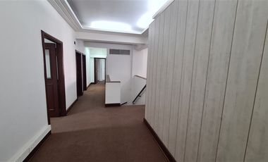 Oficina en Arriendo en Agustinas / Teatinos - Plaza de la Constitución