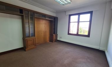 Oficina en Arriendo en Agustinas / Teatinos - Plaza de la Constitución