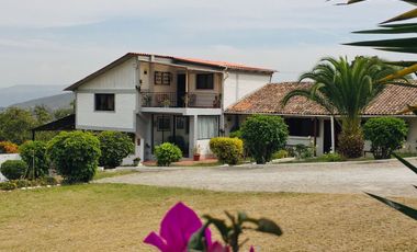 Venta Quinta Guayllabamba para descanso y  agricultura