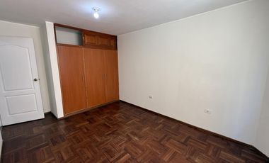 Alquiler De Dpto De 73 M2 En 3Er Piso A Espaldas De La Av. La Marina, La Perla