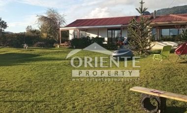 CASA FRENTE AL MAR EN QUILLAIPE