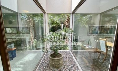 LUMINOSA Y MODERNA CASA CONDOMINIO LOS BOSQUES PIEDRA ROJA