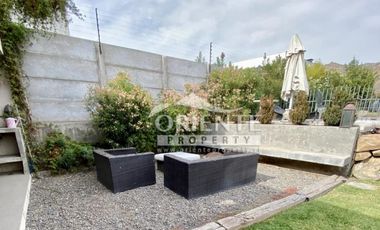 LUMINOSA Y MODERNA CASA CONDOMINIO LOS BOSQUES PIEDRA ROJA