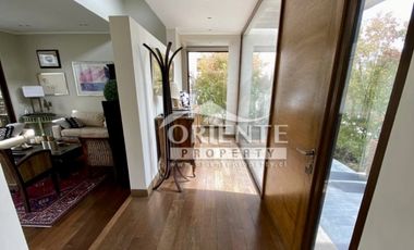 LUMINOSA Y MODERNA CASA CONDOMINIO LOS BOSQUES PIEDRA ROJA