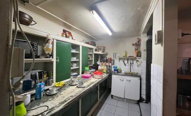 SE VENDE LOCAL COMERCIAL CALLE ARLEGUI (CÓD. 557)