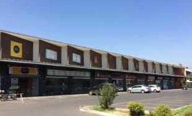 Arriendo Local Comercial en  Strip Center