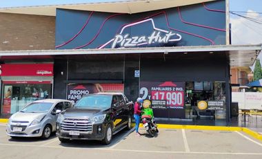 Arriendo Local Comercial en  Strip Center