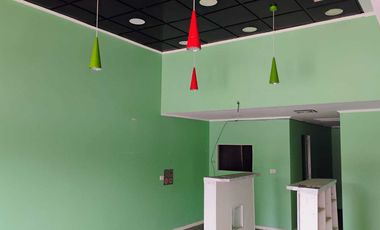 Arriendo Local Comercial en  Strip Center