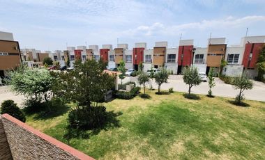 Casa en Renra en Toluca, fracc. Misiones II, a 40 min de Santa Fe, rápida salida a CDMX