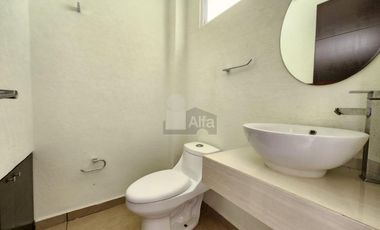 Casa en Renra en Toluca, fracc. Misiones II, a 40 min de Santa Fe, rápida salida a CDMX