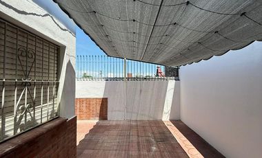 Sin Expensas - 2 Dorm - Patio - Cochera - Departamento en alquiler en Maipú Seccion 2